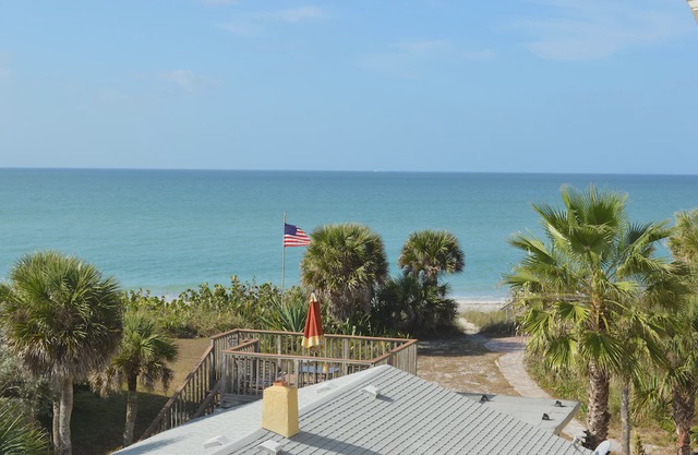 Beachfront Condo with Amazing Sunset Views of the Gulf.