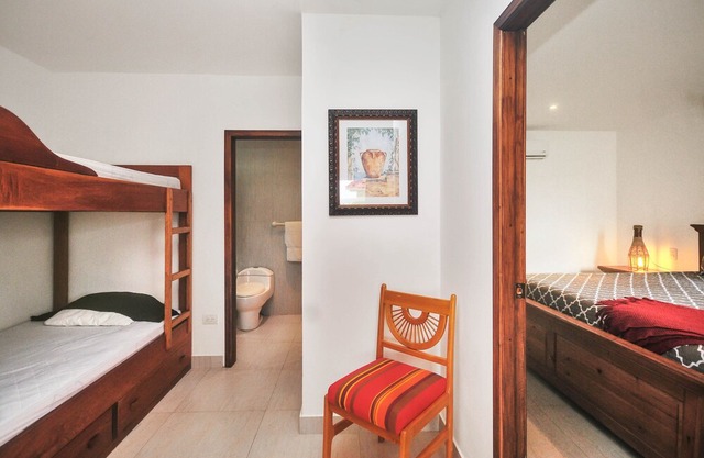 Beachfront, large Pool, lap pool, & Jacuzzi, Barbecue area, Spectacular Gardens