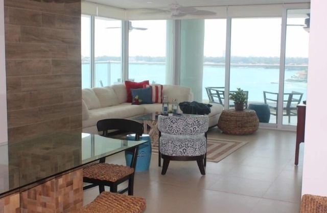Beachfront Luxury, amazing view and Resort amenities