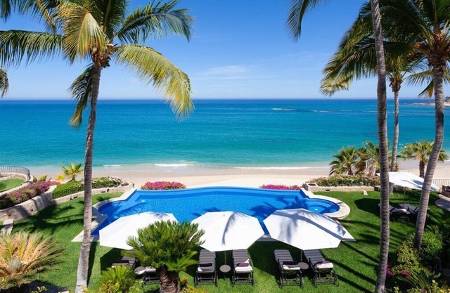 Beachfront Paradise! Please see instructions below prior to booking!