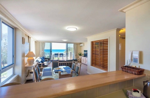 Beachfront two storey penthouse apartment. Family friendly. Spectacular views!