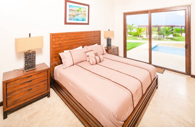 Beachfront Villa w/Pool at Pristine Bay