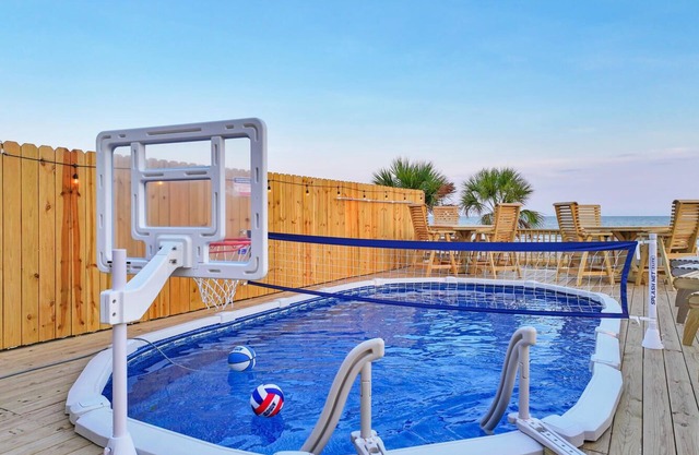 BeachfrontHeatedPool!HotTub!Weddings!EventParking!Sleep24!Pets!Starlink!PuttPutt