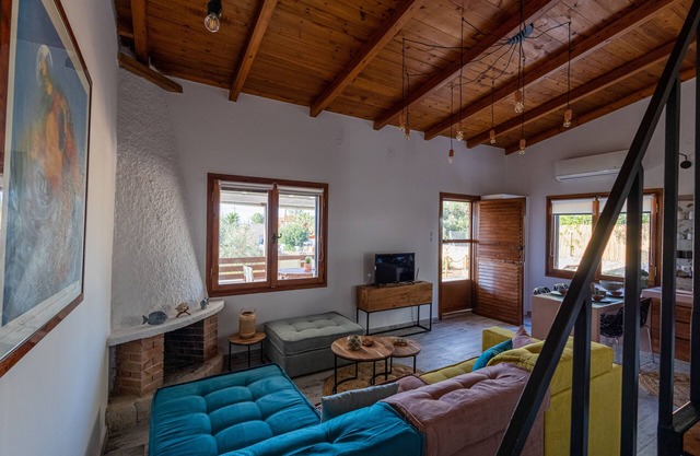 BeachfrontHouse in Aegina