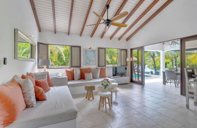 Beachhouse Laguna