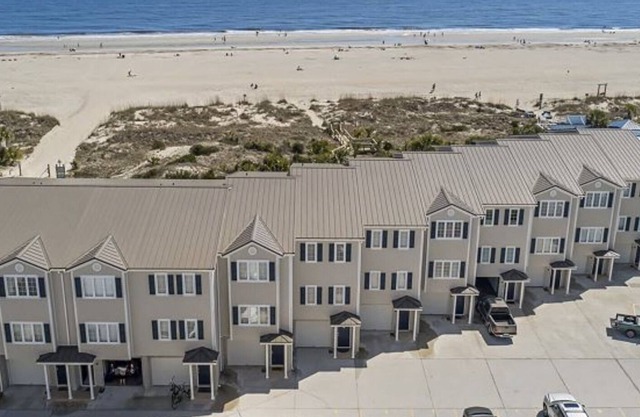 Beachside Colony Resort Oceanfront Townhome Newly Renovated