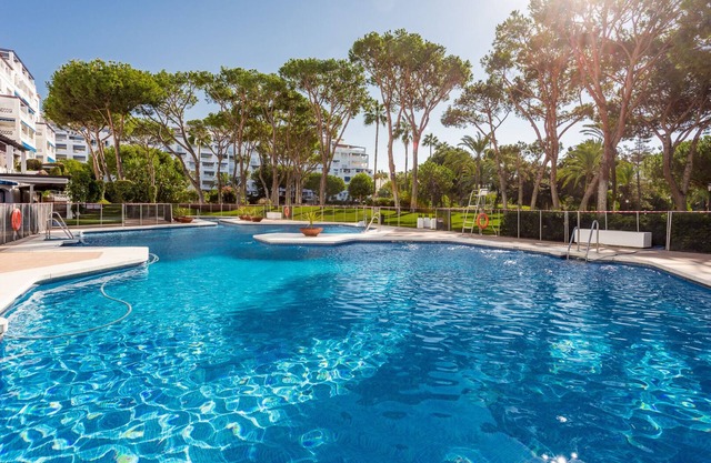 Beachside Puerto Banus Stunning Apartment 312