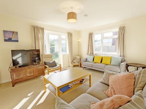 Beacon Square Emsworth 