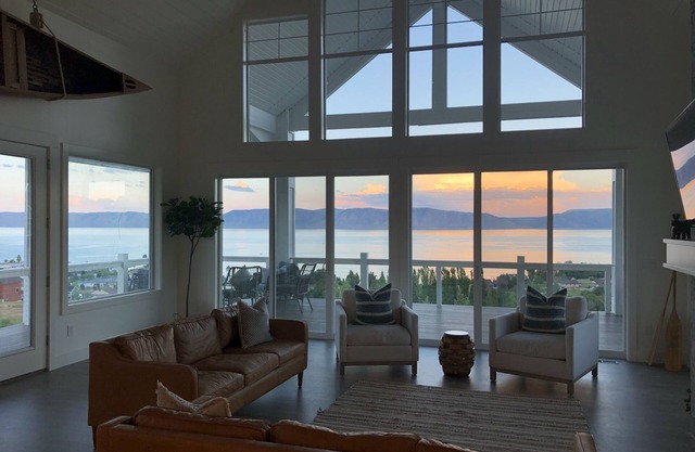 Bear Lake Boat House