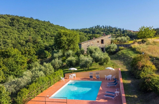 Beautiful apartment in villa for 4 people with WIFI, pool, A/C, TV, patio and panoramic view