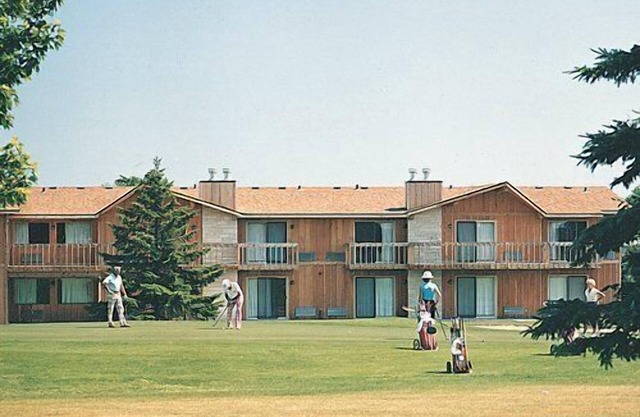 Beautiful 1 bedroom unit at resort, sleeps 6