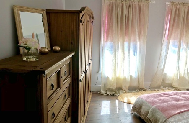 BEAUTIFUL 2 BEDROOM FLAT IN BLACKHEATH, LONDON