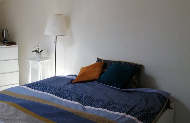 Beautiful 2 rooms cozy bright location exceptional wifi air conditioning