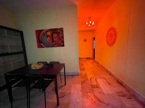 Beautiful 2bhk centrally located with free parking