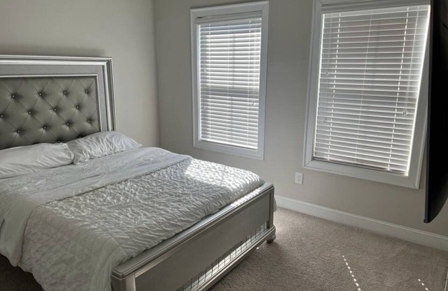 Beautiful 4 Bedroom Condo In Midtown ATL ✨