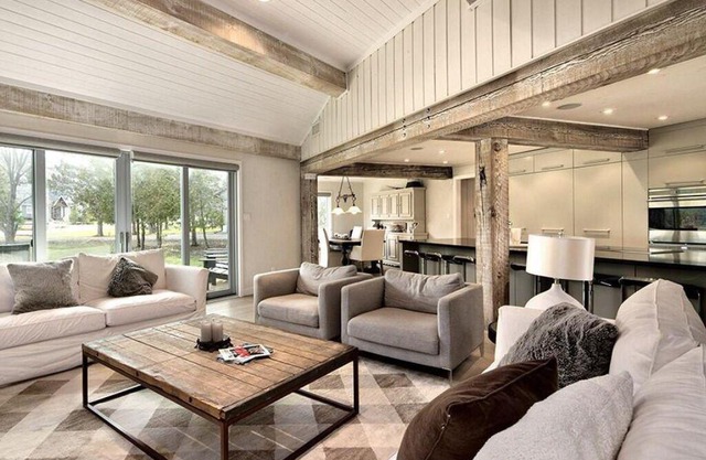 Beautiful 4 Bedroom Chalet in Collingwood/clearview/blue Mountains