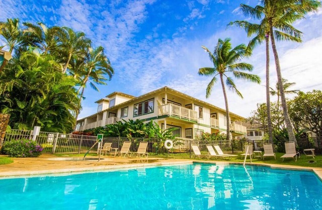 Beautiful 8 brs for 22 near Poipu Beach Park!