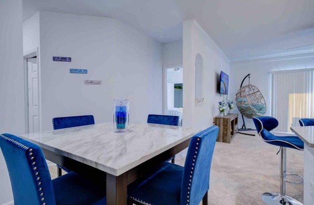 Beautiful and Cozy 2 BR 2 BA