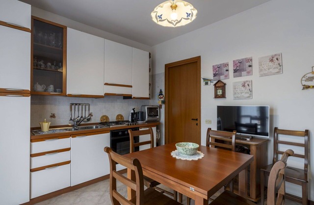 Beautiful apartment for 4 guests with WIFI, TV, terrace and panoramic view