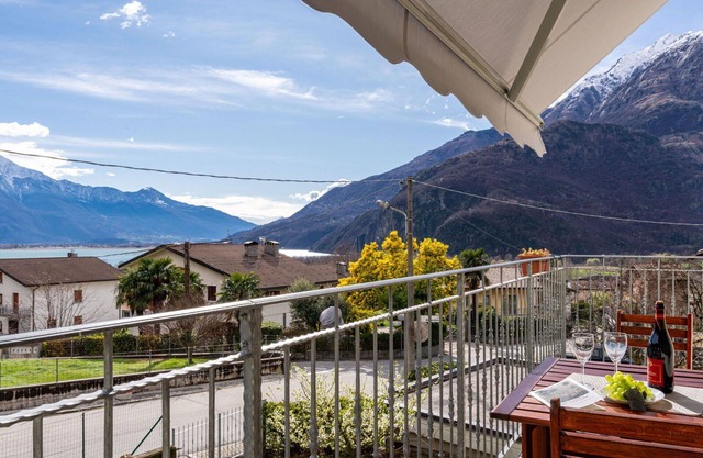 Beautiful apartment for 5 people with WIFI, TV and balcony