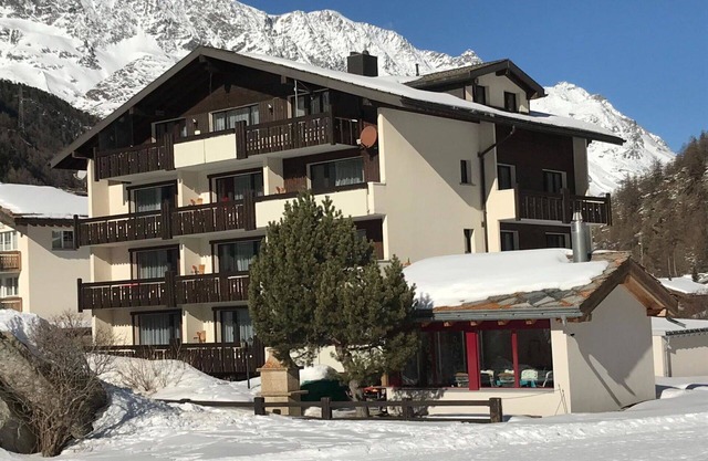 Beautiful apartment for 5 people with WIFI, TV and balcony