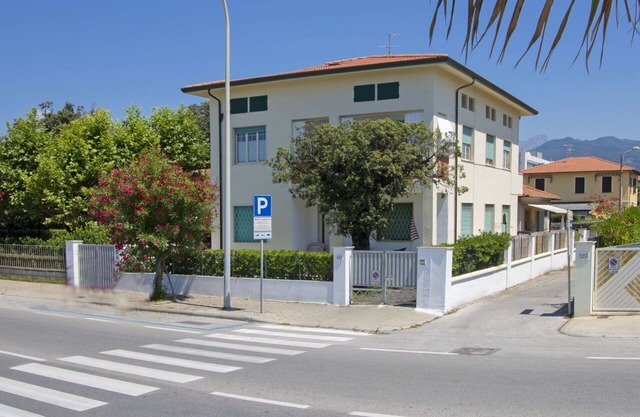 Beautiful apartment for 4 people with WIFI, TV, terrace and parking