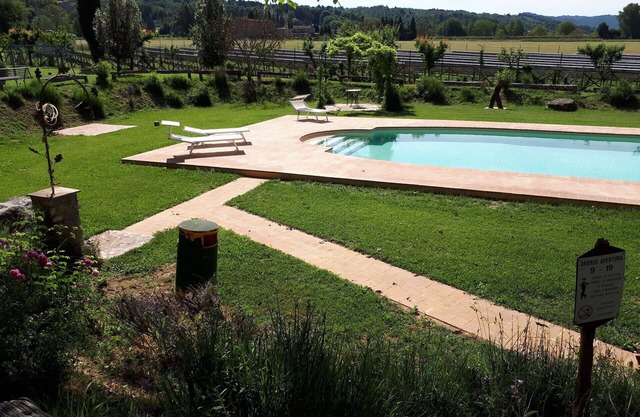 Beautiful apartment for 7 guests with pool, WIFI