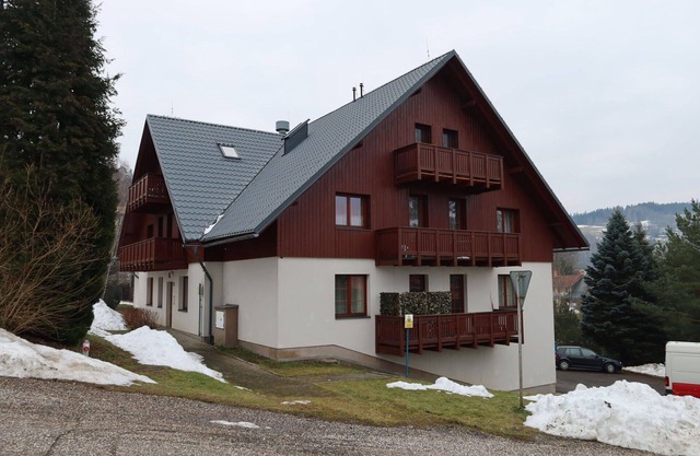 Beautiful apartment for 4 people with WIFI, TV, balcony, pets allowed, panoramic view and parking