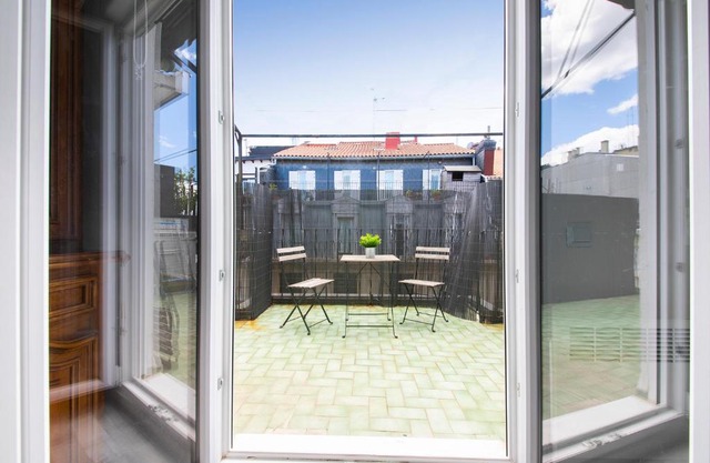 Beautiful apartment with terrace - Prime location!