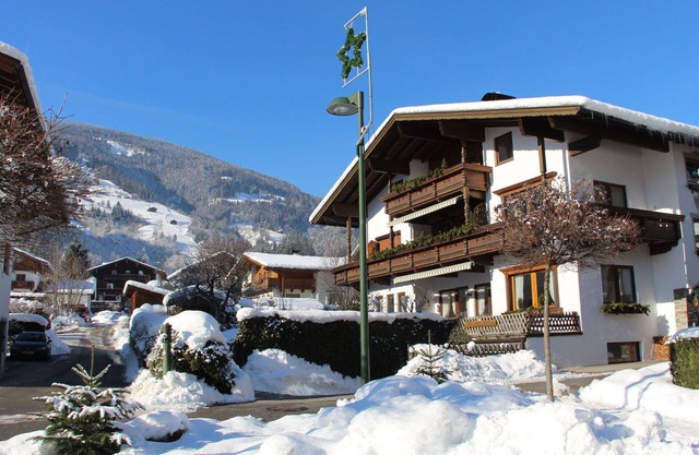 Beautiful apartment for 5 guests with WIFI, TV, terrace and pets allowed