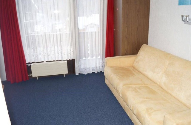 Beautiful apartment for 2 people with WIFI, TV, balcony, pets allowed and parking