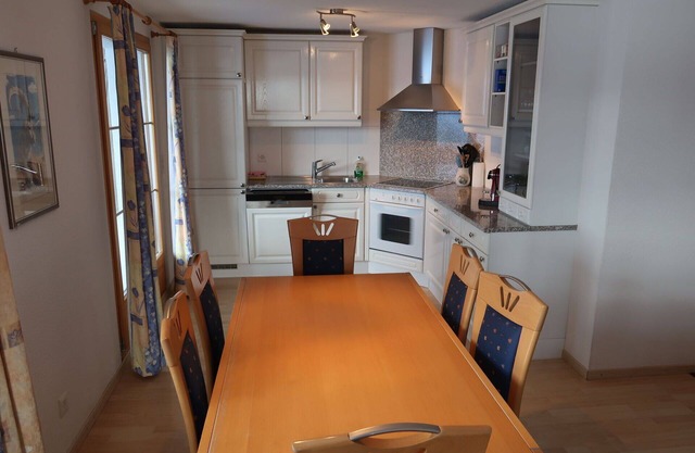 Beautiful apartment for 8 guests with WIFI, TV, terrace, pets allowed and panoramic view