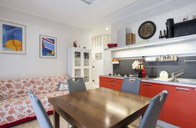 Beautiful apartment for 5 guests with pool, WIFI, A/C, terrace and parking