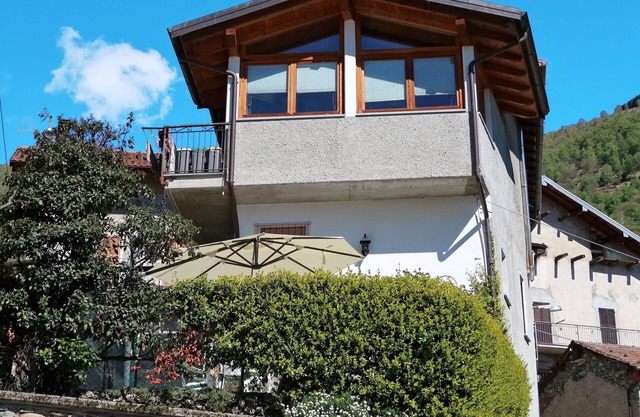 Beautiful apartment for 6 people with hot tub, WIFI, TV, terrace and pets allowed
