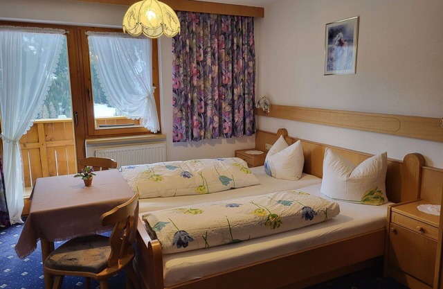 Beautiful apartment for 11 people with WIFI, TV, balcony and pets allowed