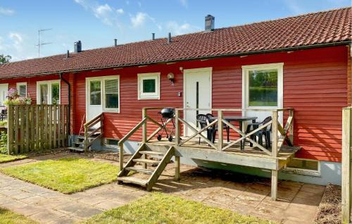 Beautiful Apartment In Pauliström
