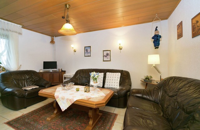 Beautiful Apartment in Winnen near Forest and Town Centre