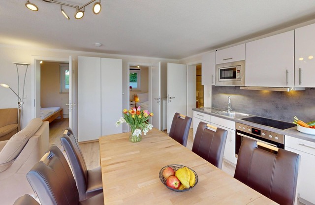 Beautiful apartment with terrace for 4 people near the beach and harbor