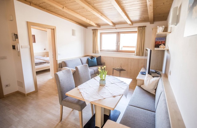 Beautiful attic apartment with south-facing balcony, view of the Plose/Brixen/apple orchards