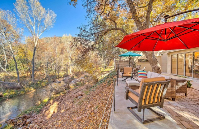 Beautiful Cabin w/Deck on East Verde River!