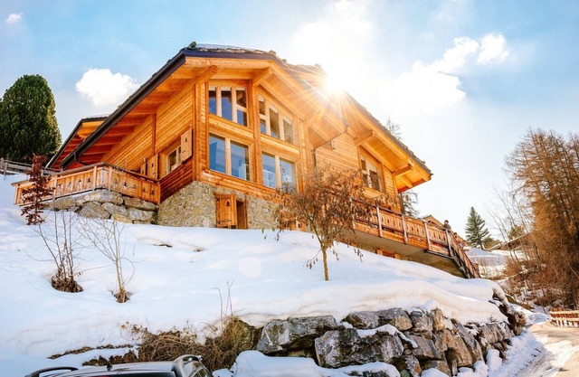 Beautiful chalet with hot tub in heart of Nendaz, Switzerland
