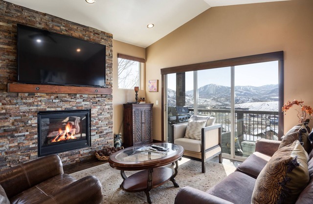 Beautiful Condo | Private Balcony & Hot Tub