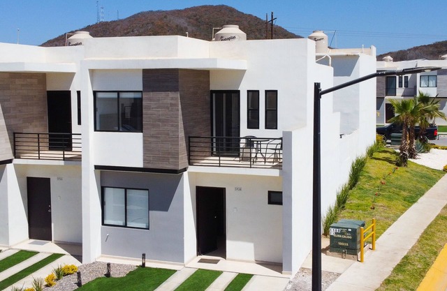 Beautiful & Cozy Home in Private Communitynn