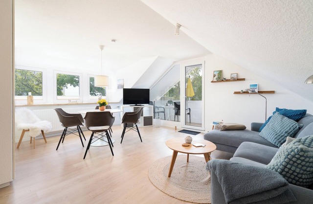 Beautiful top floor apartment for 4 people with sea view & balcony in Pelzerhaken