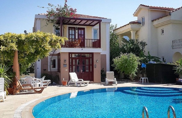 Beautiful Detached villa, 2 min walk to centre of Dalyan, free private transfer