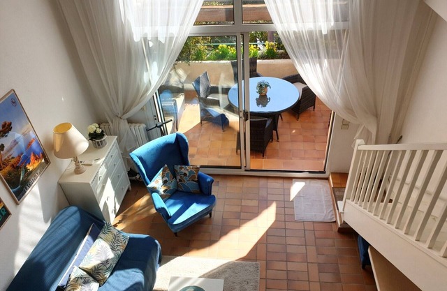 Beautiful duplex apartment of 50 m² facing south in the center of Port-Grimaud 2