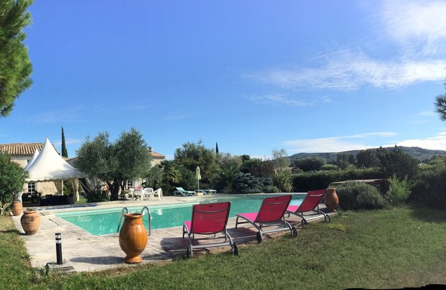 Beautiful Gîte in Mas provençal