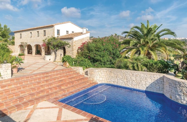 Beautiful home in Benissa with kitchen