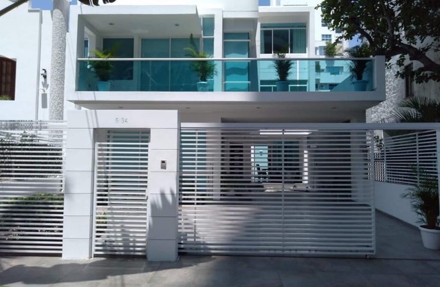 Beautiful house in Bocagrande
