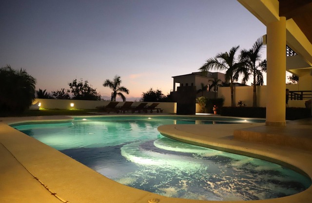 Beautiful house in front of the sea in Huatulco